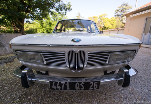 BMW 2000 (1967)
